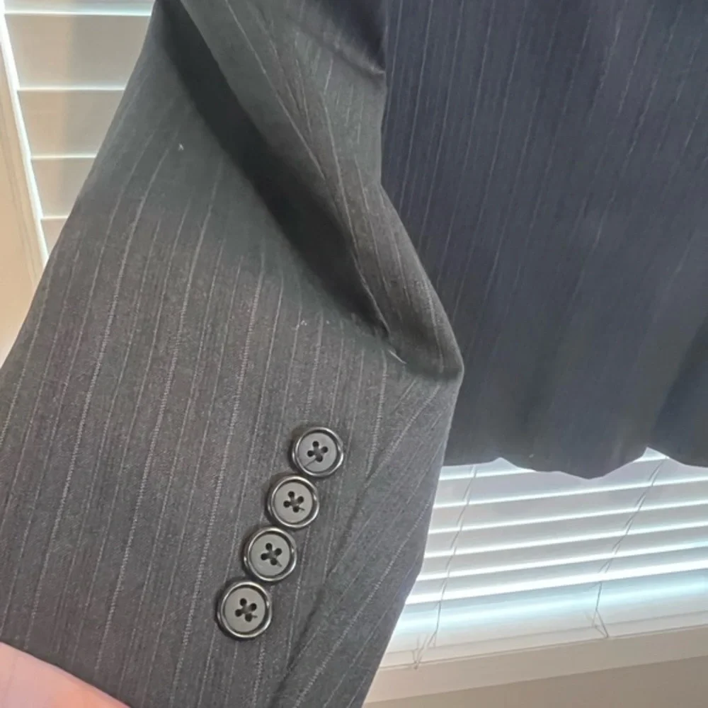 Burberry London Mens Grey Pinstripe Worsted Wool 2 Button Blazer Jacket 40R